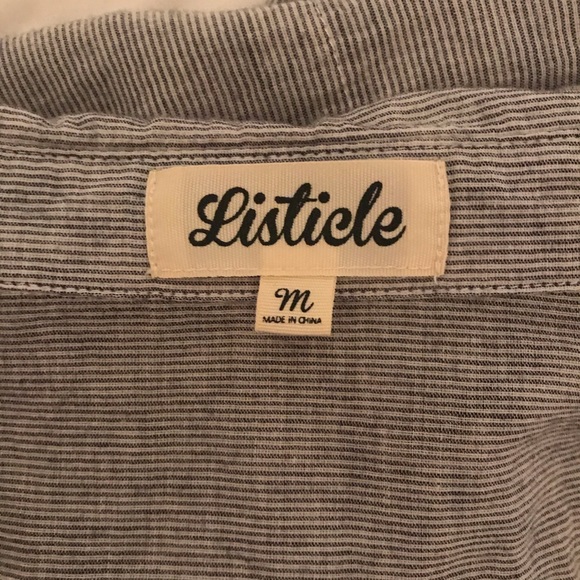 Listicle • Button down - Picture 4 of 9